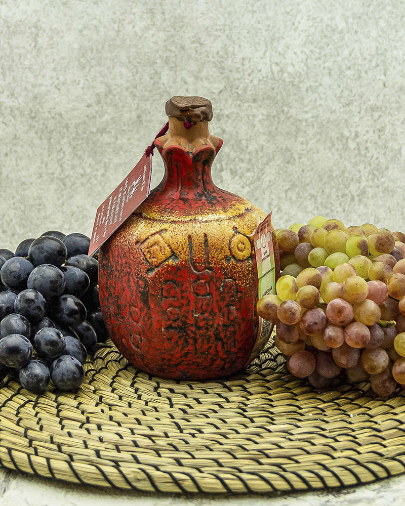 Вино Maran Winery М.Параджанов Фруктовое Гранатовое Сухое в Кувшине 2018 г.у. 12,5 % 0,5 л