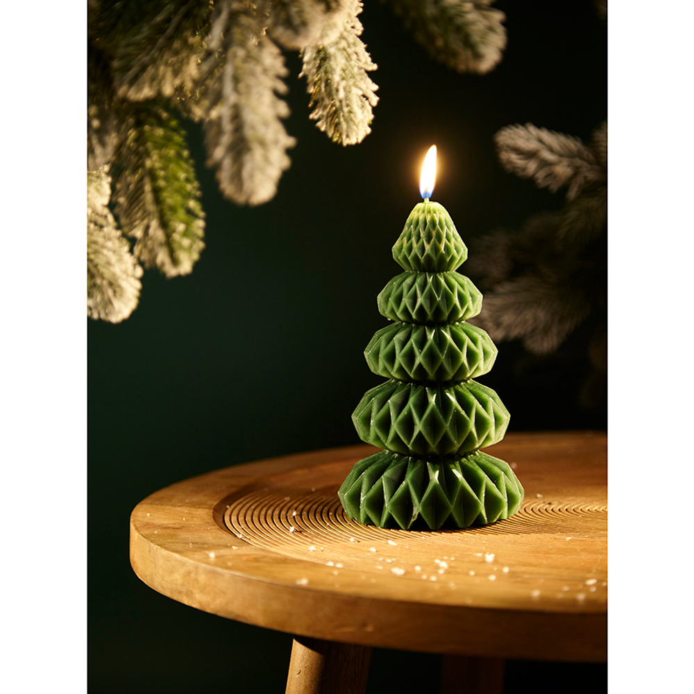 Свеча декоративная origami зеленого цвета из коллекции new year essential, 19 см