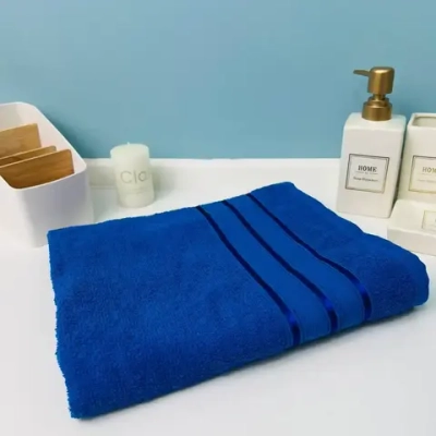 Полотенце махровое 70*120см «Comfort» цвет сапфировый 04-040, плотность 300гр/м2 TJ, с петелькой-подвесом