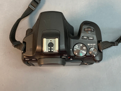 Canon 250D Kit 18-55mm STM 1000 кадров