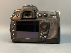 Nikon D300 Body 316.00 кадров, была произведена замена затвора на новый