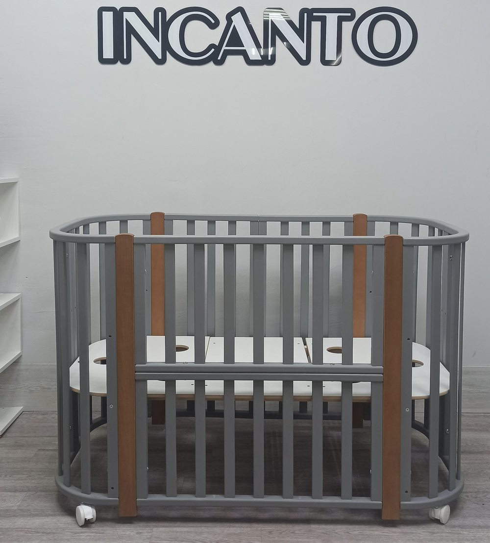АКЦИЯ!!!Кроватка Nuvola Lux Incanto 5 в 1, цвет серый / стойки бук, с маятником и 2 МАТРАСАМИ В ПОДАРОК.