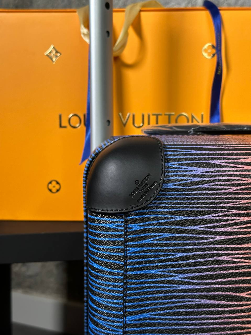 Чемодан Louis Vuitton