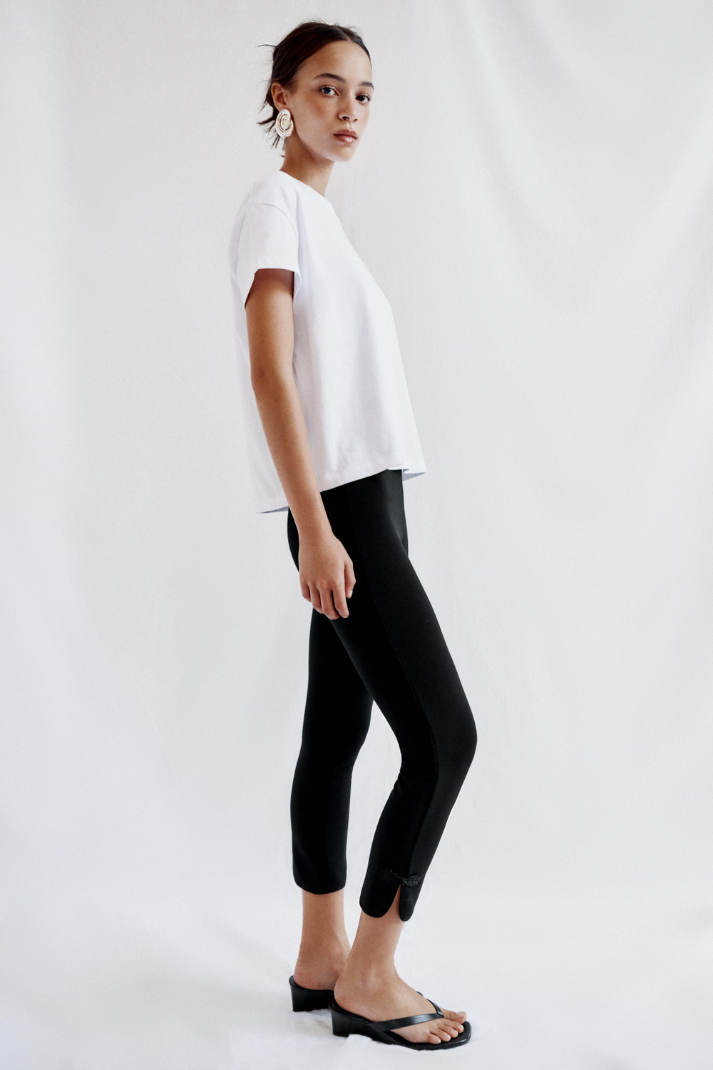 ФУТБОЛКА С КОРОТКИМИ РУКАВАМИ — ZARA