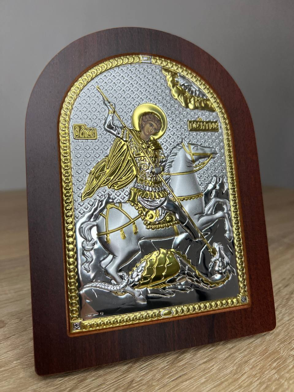 Георгий Победоносец, икона арочная, красное дерево  75х103
