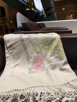 Плед 150х190 Blumarine Gioielli бежевый с бахромой