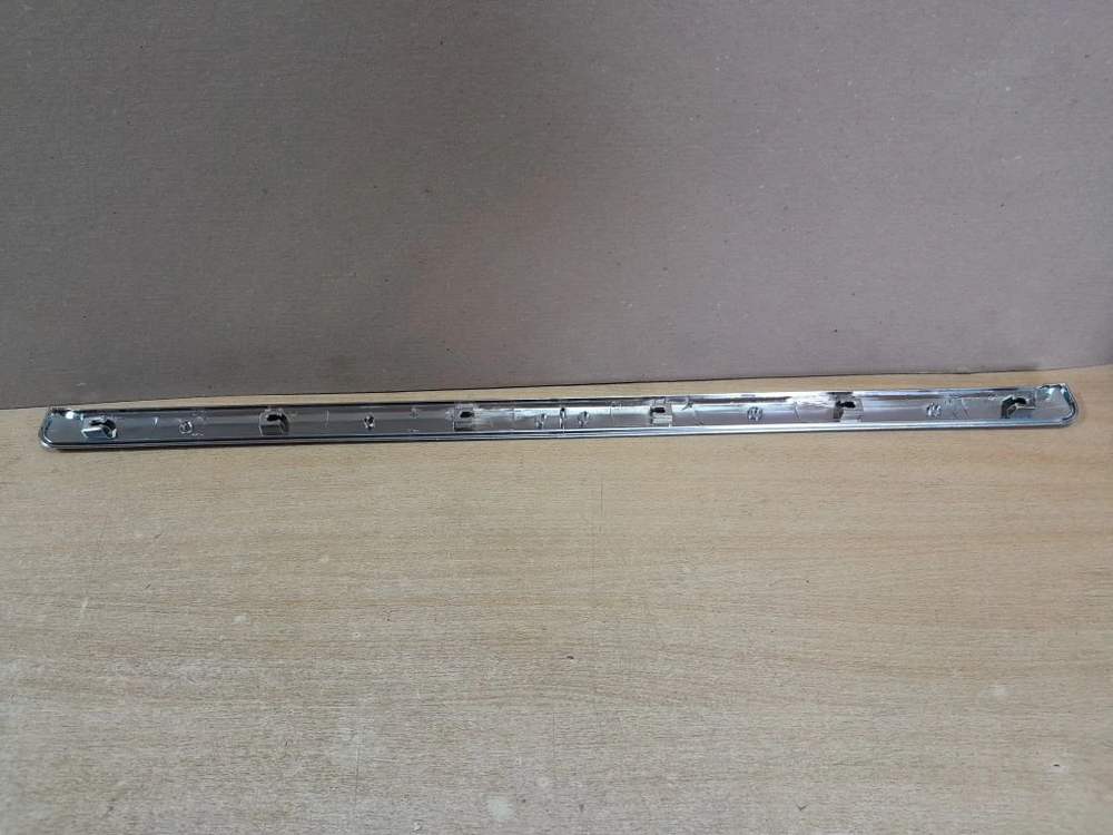 Молдинг капота Geely Emgrand x7 1018013468