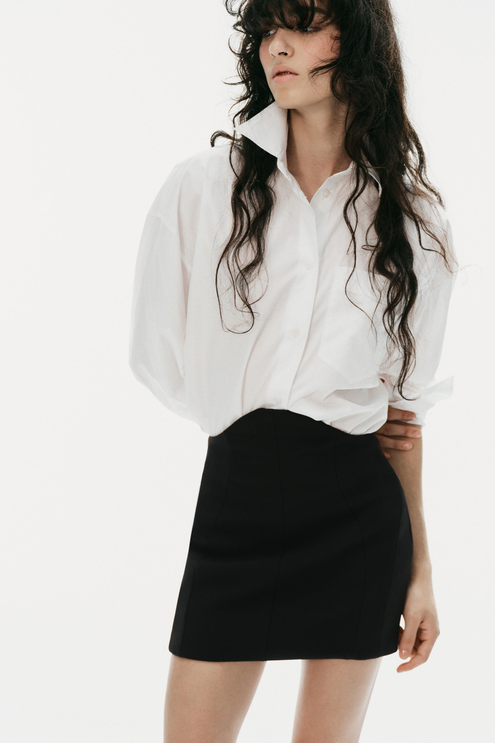 МИНИ-ЮБКА В КОРСЕТНОМ СТИЛЕ — ZARA