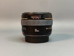 Canon EF 50 mm 1.4 USM