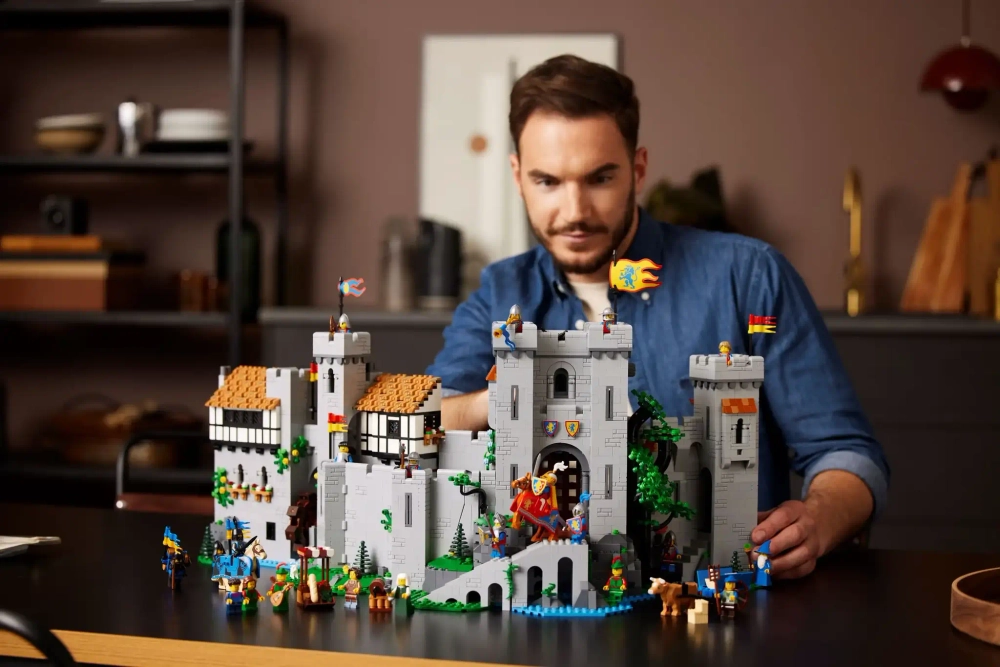 Конструктор LEGO Icons 10305 Замок рыцарей Льва