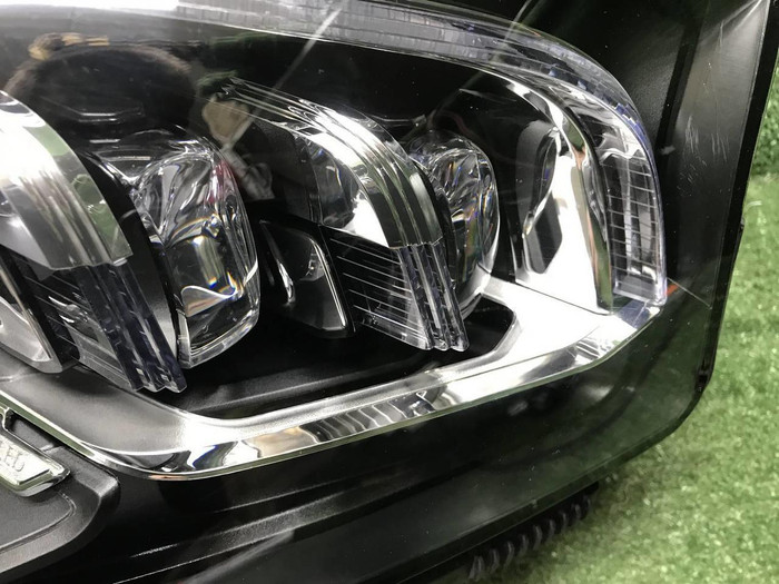 Фара правая Mercedes GLS x167 19-24 Multibeam LED