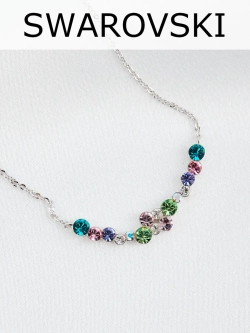 Тонкое колье Млечный путь с разноцветными кристаллами Swarovski