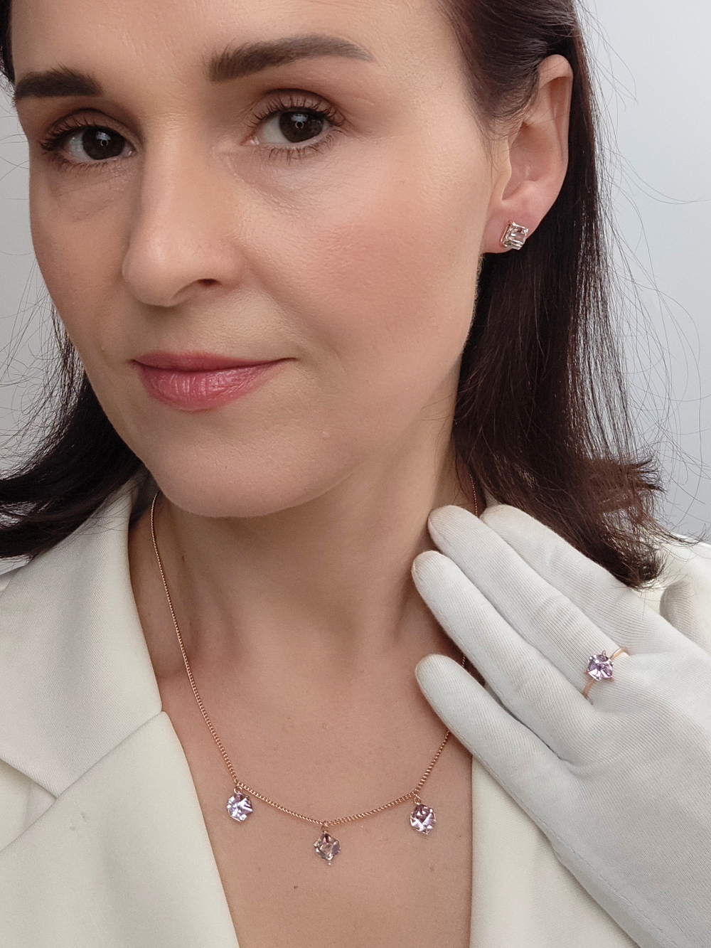 Серьги-гвоздики Миражи с сиреневыми кубиками Swarovski