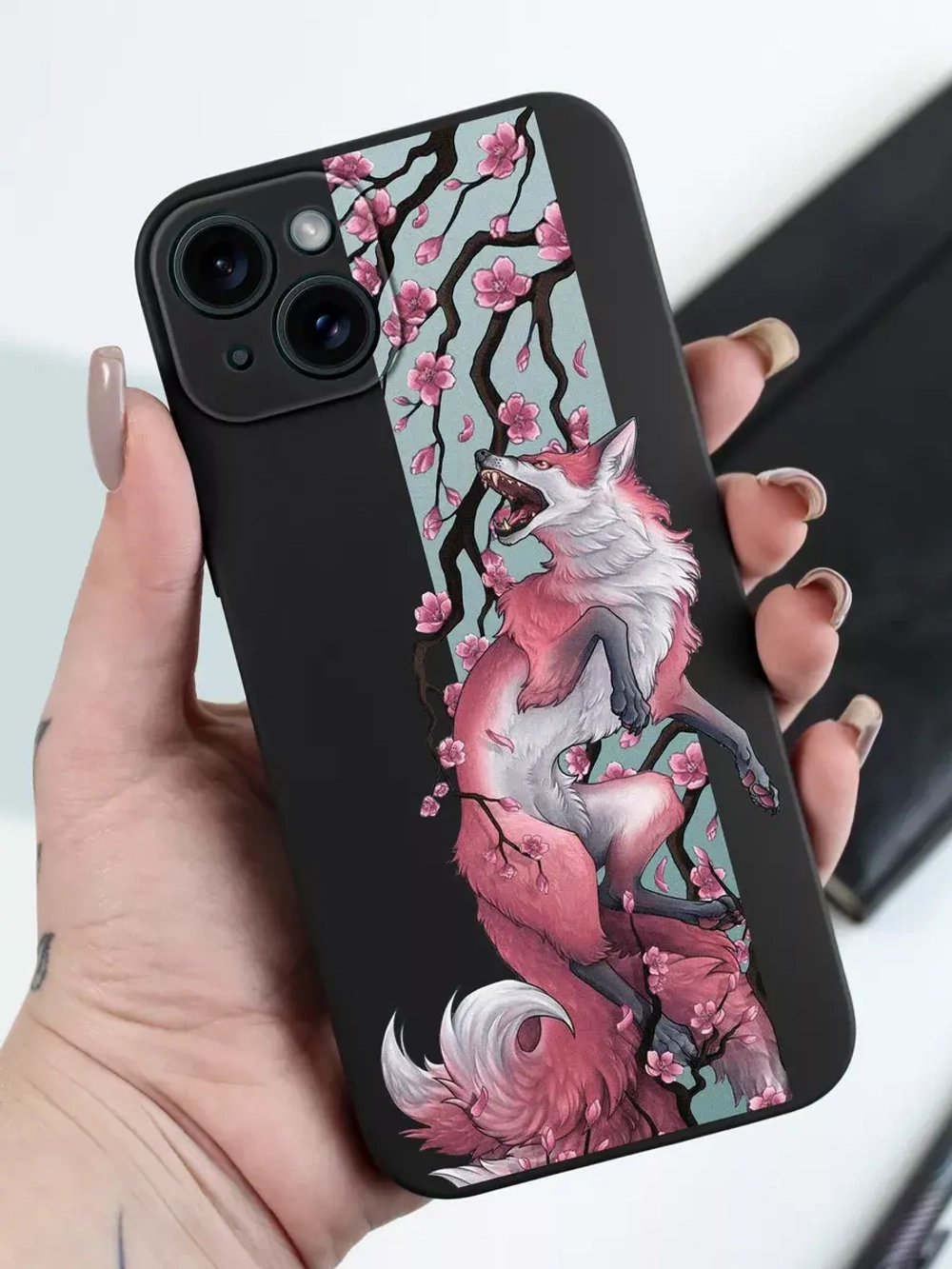Чехол на iPhone 15 Plus с принтом