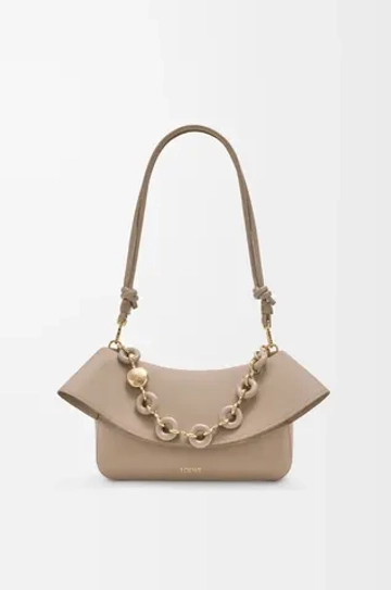 Loewe Средняя сумка Ola из гладкой телячьей кожи, песочный