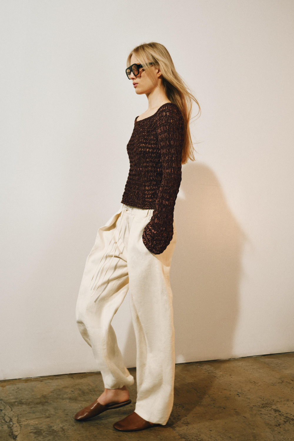 СВИТЕР В РУБЧИК С ВЫРЕЗОМ ЛОДОЧКОЙ — ZARA