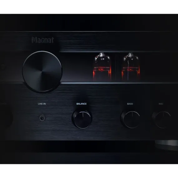 Magnat MR 780
