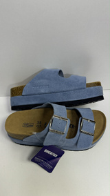 Сабо Birkenstock на утолщенной подошве голубые