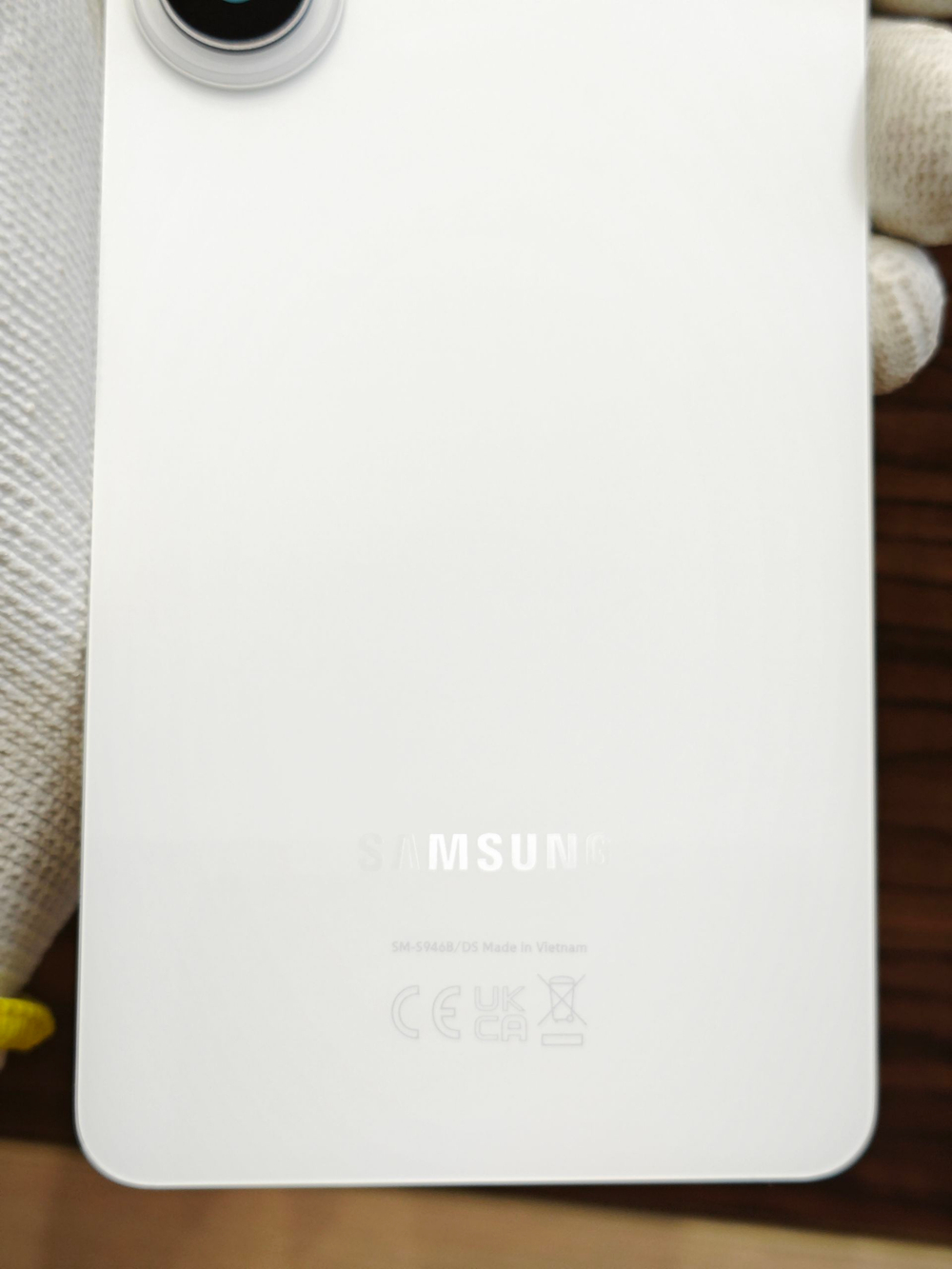 Задняя крышка ПРЕМИУМ для Samsung S26 Plus S947B /S946B ( заднее стекло ) Цвет: Белый / White