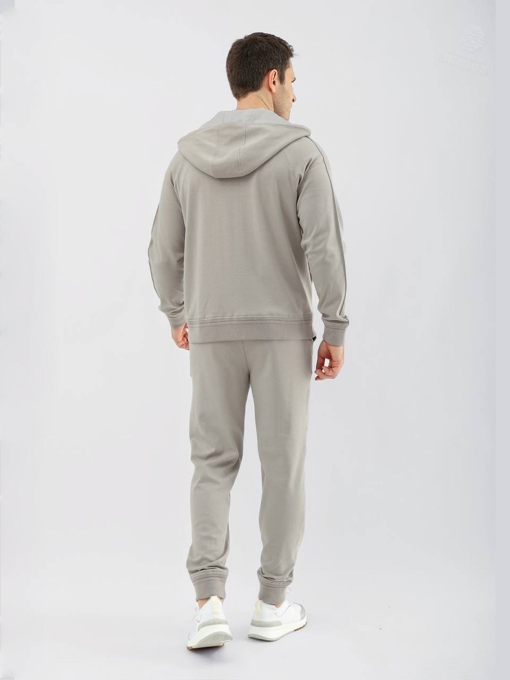 Спортивный костюм Ermenegildo Zegna