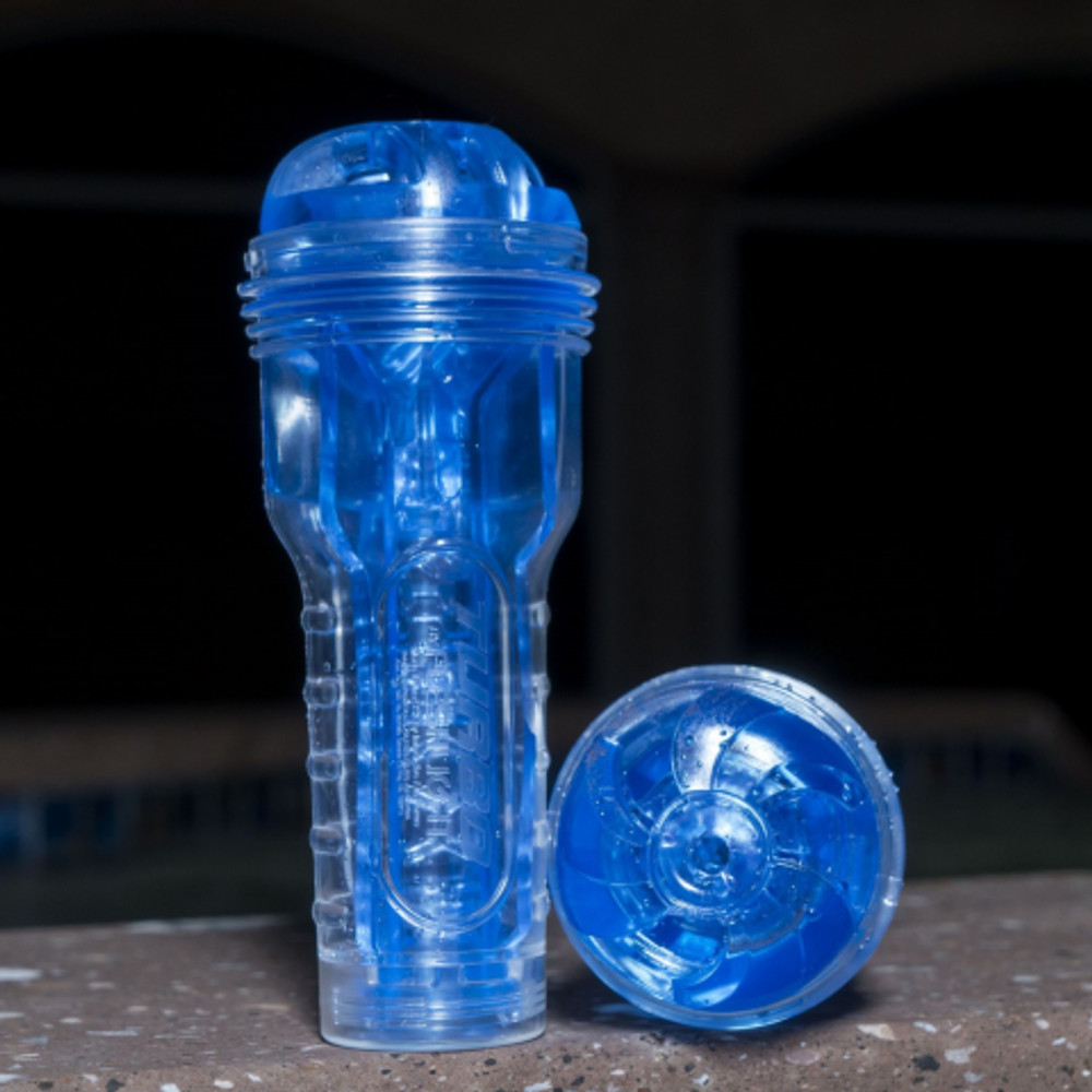Мастурбатор Fleshlight Turbo Thrust (голубой лёд)