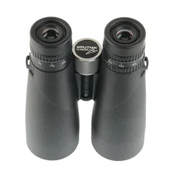 Бинокль Veber Sputnik Zoom 10–20x50 верхний вид, кольца настроек видны