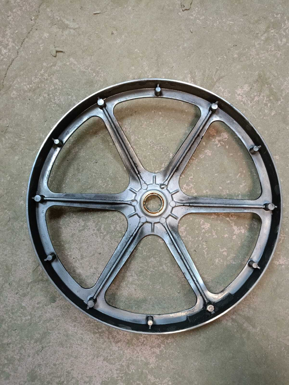 W6564 ктш44 Шкив для стиральной машины Miele 7231700 б/у