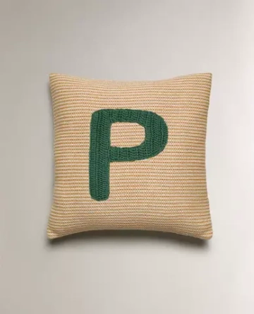 ZARA HOME ДЕТСКАЯ ПОДУШКА С ВЫШИВКОЙ В ВИДЕ БУКВЫ "P", ЖЕЛТЫЙ