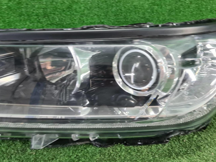 Фара левая Toyota Highlander 3 U50 (16-19) галоген