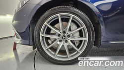 Mercedes-Benz E-Class E300e 4MATIC Exclusive — 2022