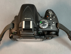 Nikon D5200 kit 18-55mm VR II 9.375 кадров