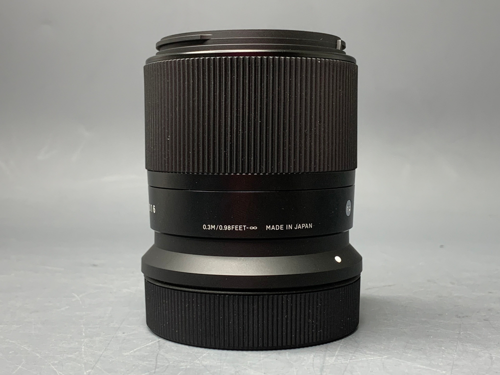 Sigma 30mm f/1.4 DC DN Contemporary для Canon RF