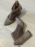 Женские ботильоны-сетка из замши Gold Heels на каблуке, серо-бежевые, размер 35