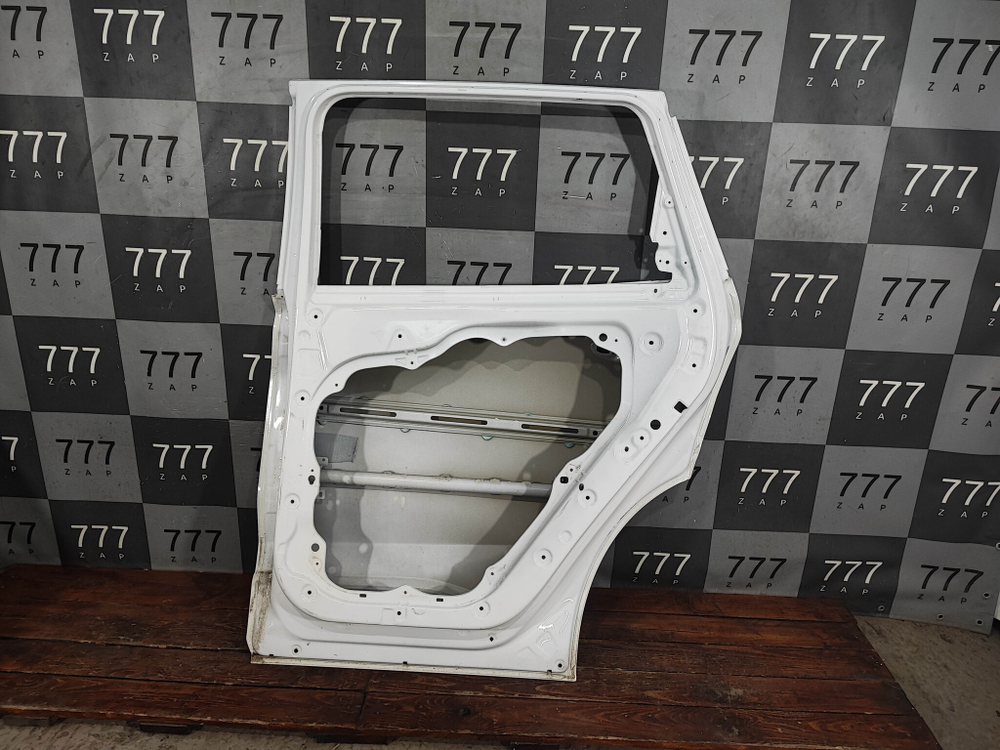 Дверь задняя правая Hyundai Santa Fe 4 (TM) 18-нв Б/У Оригинал 77004S1010
