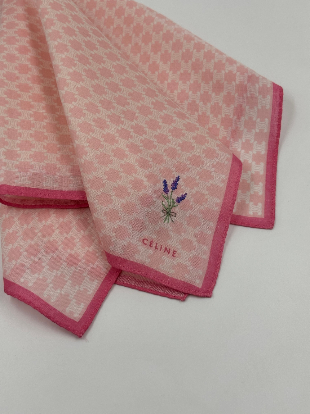 Платок розовый Celine