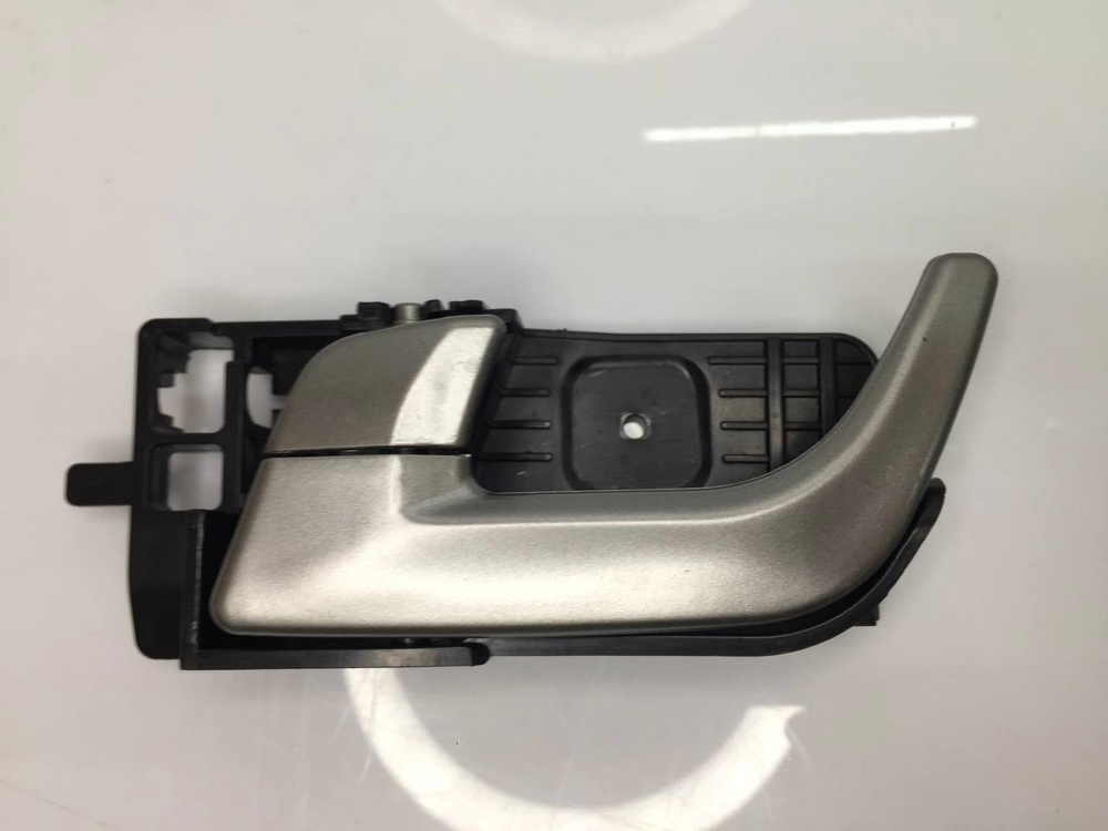 Ручка двери внутренняя ЛЕВАЯ 1068002029 GEELY Emgrand EC7
