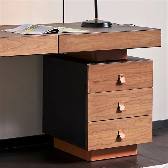 Стол письменный Carson Walnut S, 140 см