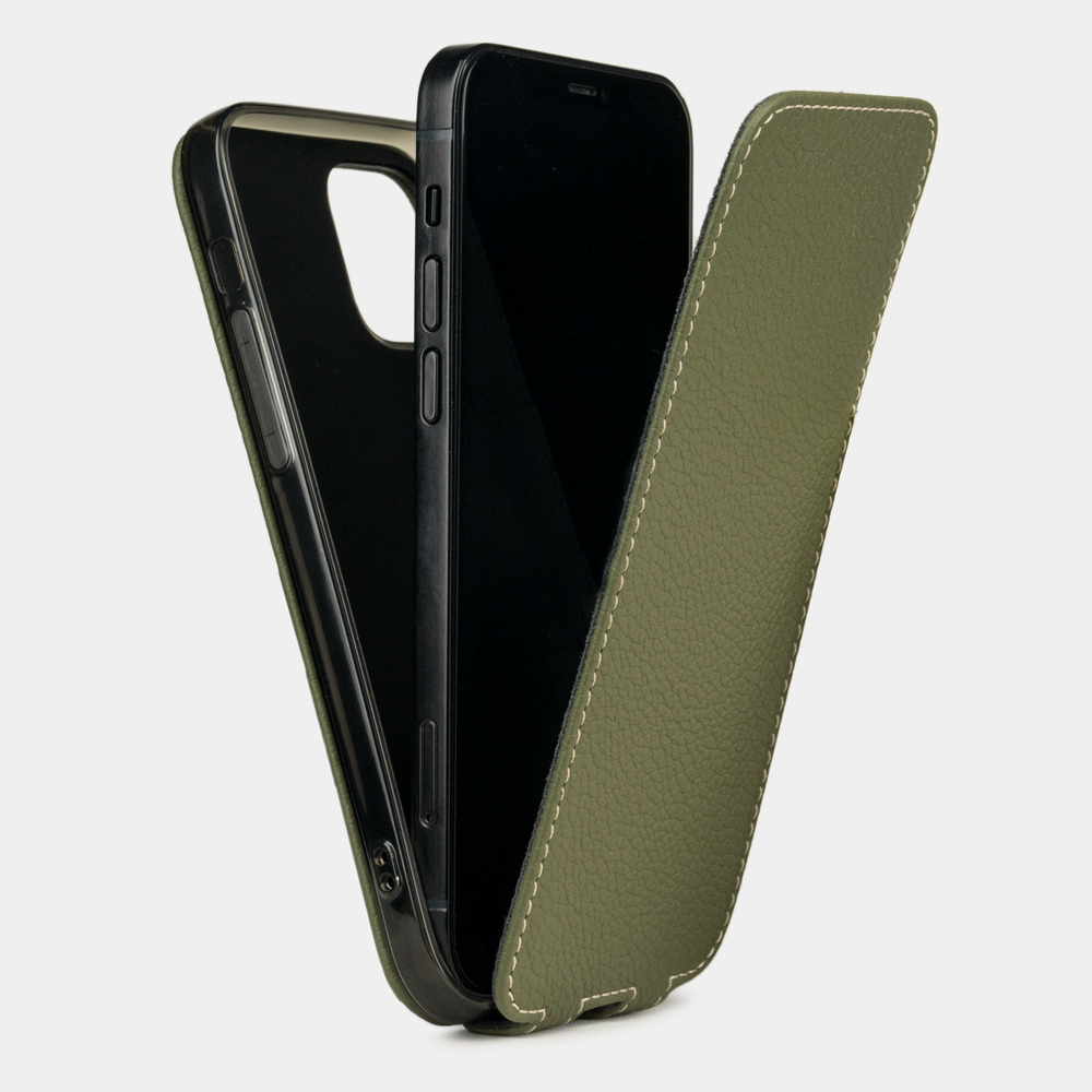 Чехол кожаный для iPhone 12 Pro Max зеленого цвета