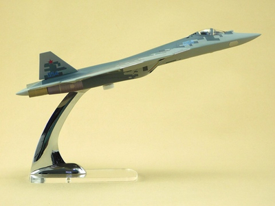 Модель самолета Су-57 (М1:72, 054, Пиксели)