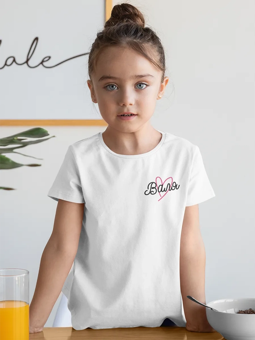 Именная футболка Валя