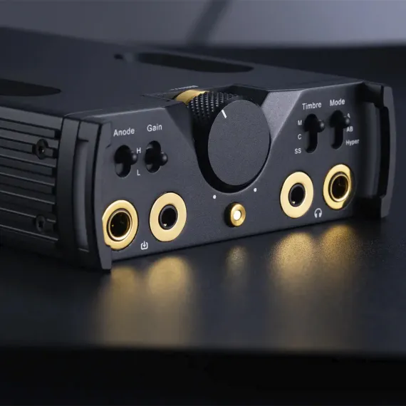 Cayin C9ii Black