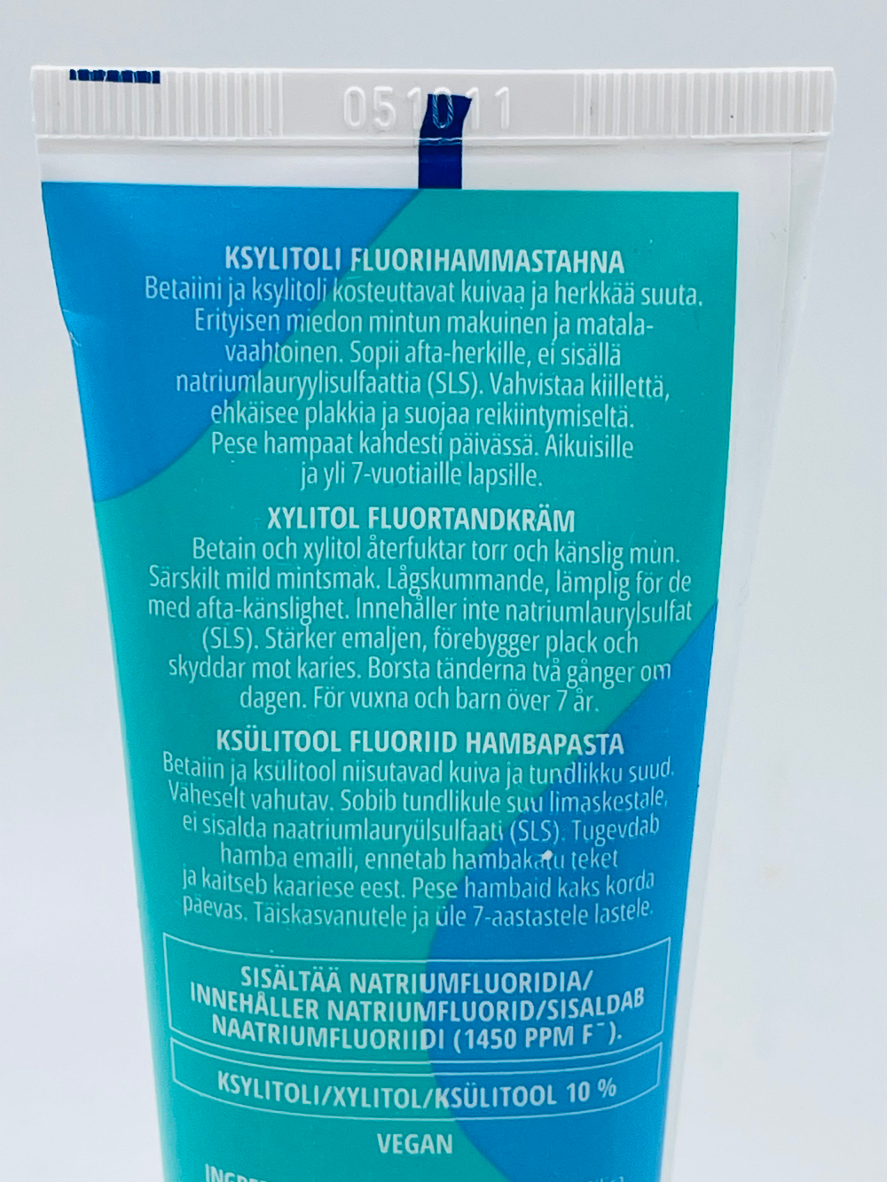 Зубная паста Oxygenol увлажняющая для чувствительных зубов с бетаином и ксилитом, 75 мл
