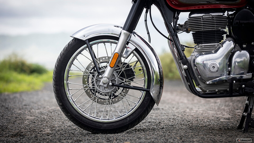 Royal Enfield Classic 350 Dark Stealth Black