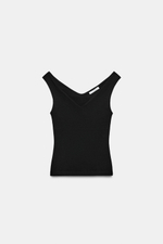 ФУТБОЛКА С ОТКРЫТЫМИ ПЛЕЧАМИ — ZARA