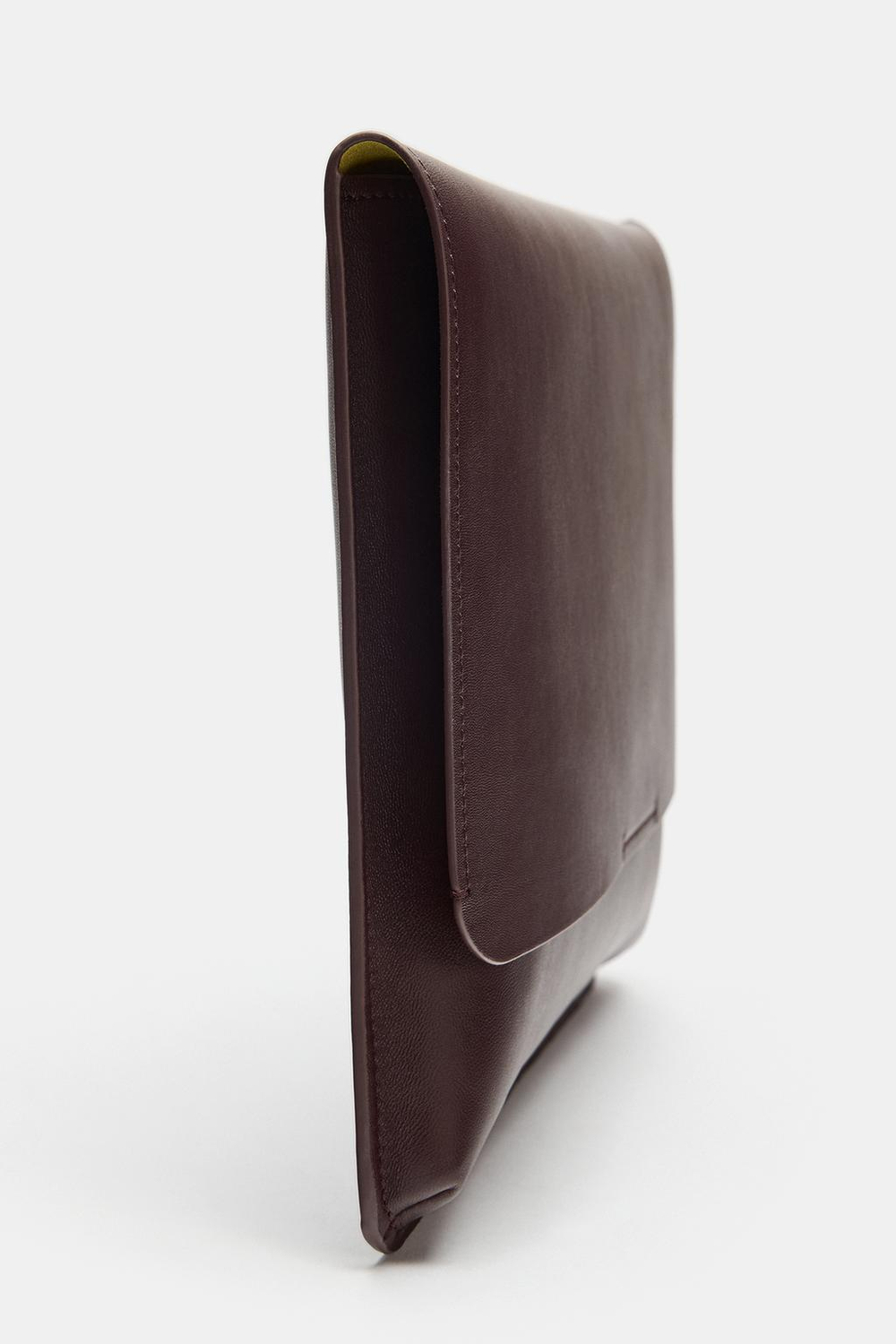 ZARA КОЖАНЫЙ ЧЕХОЛ ДЛЯ IPAD, БАКЛАЖАННЫЙ