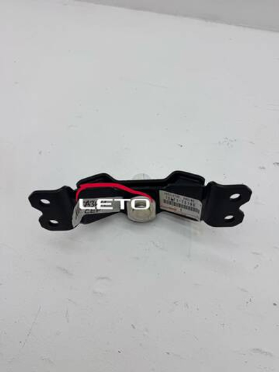 Подушка двигателя задняя 12371-75190 1237175190