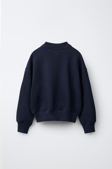 ZARA ОДНОТОННАЯ ТОЛСТОВКА, МОРСКОЙ СИНИЙ