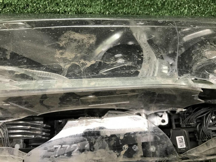 Битая Фара левая BMW 7er G11 (15-19) Adaptive LED