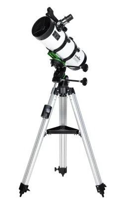 Телескоп Sky-Watcher P114N StarQuest EQ1 - вид в полный рост с передним объективом