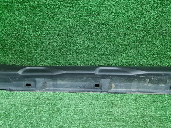 Накладка порога правая Subaru Outback 5 (14-21)